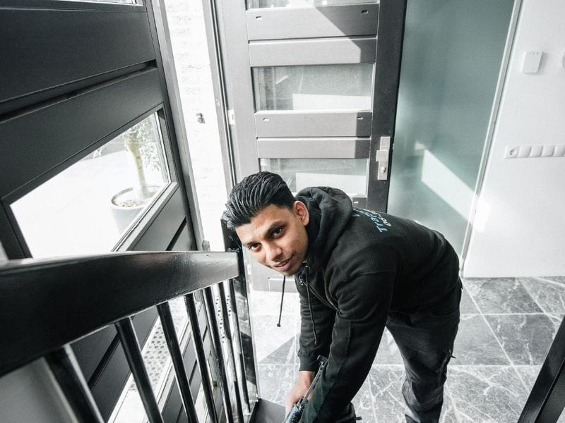 De Bear Traprenovatie